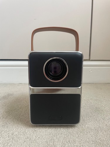 Mini portable projector with