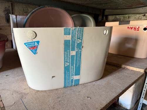 Armitage shanks group low - armitage,