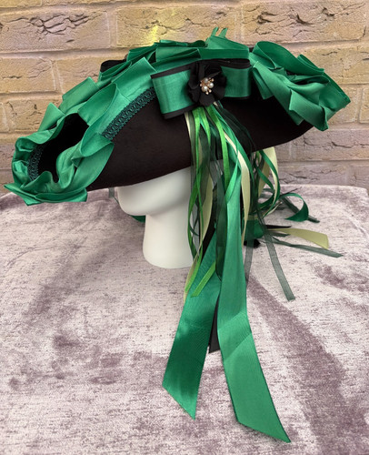 Fancy black emerald - black,