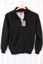 D555 Black Zip-Up Jacket