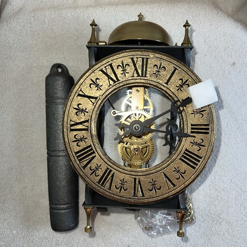 Tempus fugit skeleton wall - fugit,