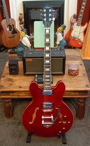 Artist guitars cherry - guitars,