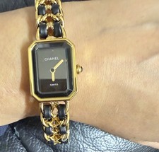 Beautiful Elegant Women's Watch Gold Tone Bracelet Band Quartz