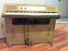 Wurlitzer Electric Student