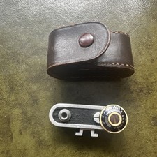 Vintage Photographic German cased Prazisa camera range Finder - seems to work 