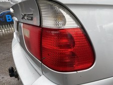 BMW E53 X5 PRE FACELIFT 03 REAR DRIVERS RIGHT TAIL BRAKE LIGHT ON BODY 7158390 