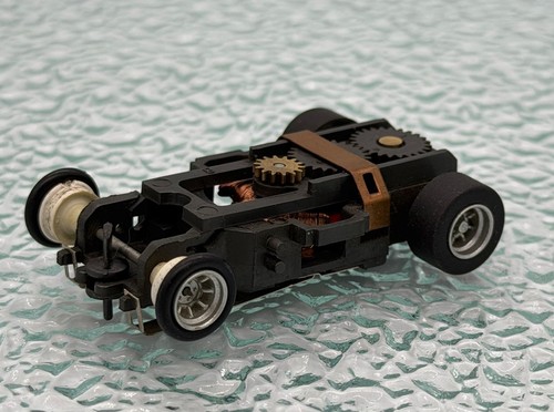 Afx magnatraction slot car - afx,