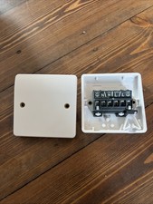 X3 MK LOGIC PLUS 20A UNSWITCHED FLEX OUTLET WHITE