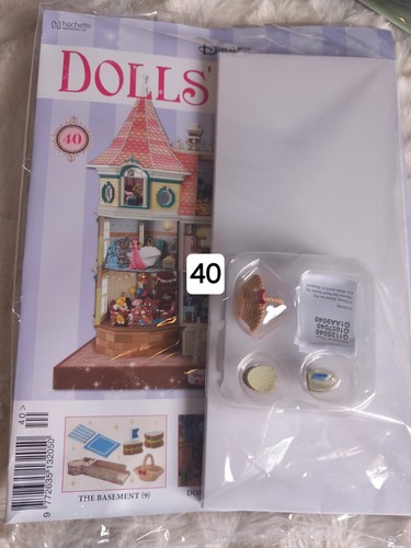 Disney dolls house - disney,