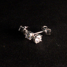 0.3 Ct VVS Moissanite Stud