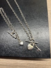 9ct White Gold Tbar with