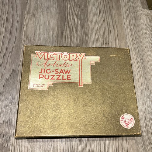 Victory artistic gold box - gold,