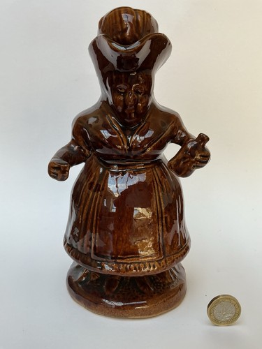 Antique rockingham gin woman - antique,