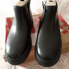 New Fitflops Black Leather