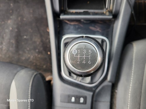 Toyota auris mk2 gear knob - auris,