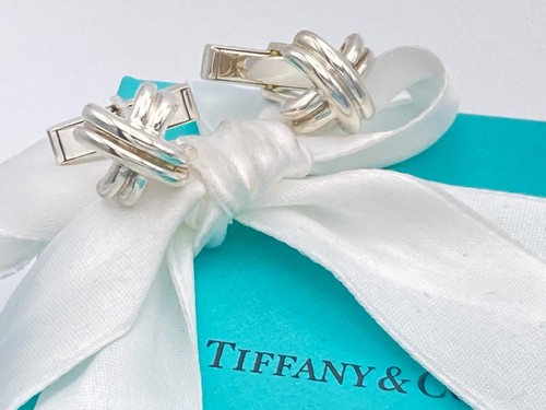 Tiffany signature - co.,