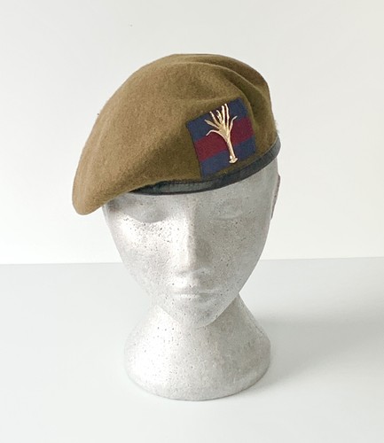 Welsh guards beret - welsh, badge
