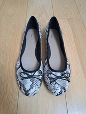 Clarks Shoes Ultimate Comfort