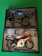 Minichamps 1-12 Suzuki Rg500 B Sheen World Champion GP 1976 Boxed With Stand 