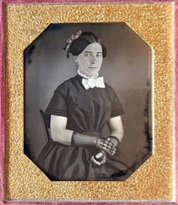 1840s LACE GLOVES, BLUE EYES