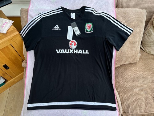 Adidas red wales - adidas,
