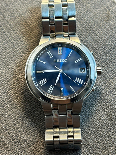 Seiko solar blue dial - blue,