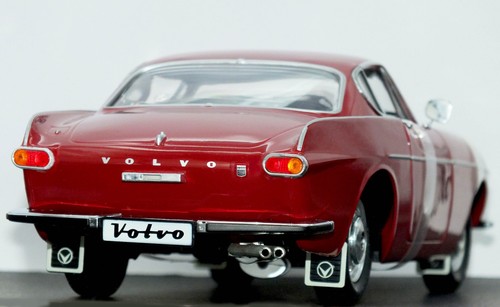 Revell 1963 volvo p1800 - 1:18,