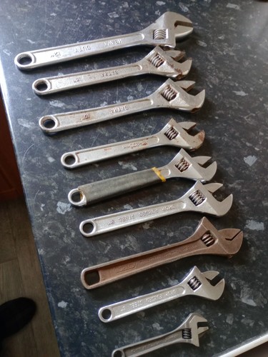 Selection adjustable - of,