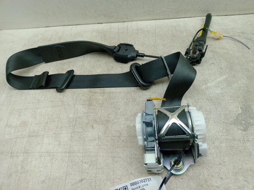 Fiat 500l seat belt - seat,