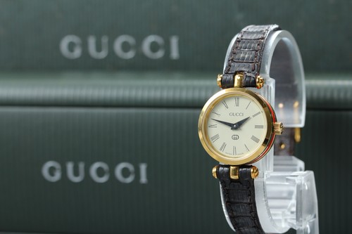 Exc case gucci 2000l - [exc+5, w/case]