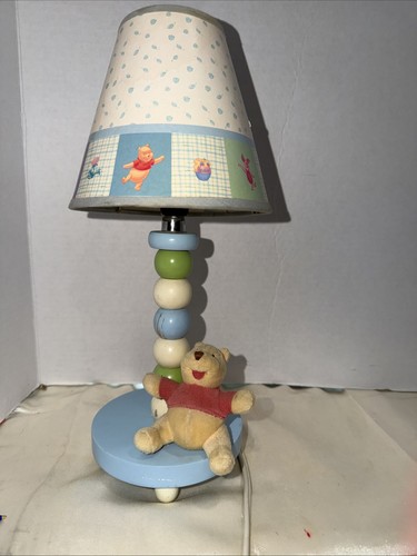 Classic disney winnie - winnie, pooh