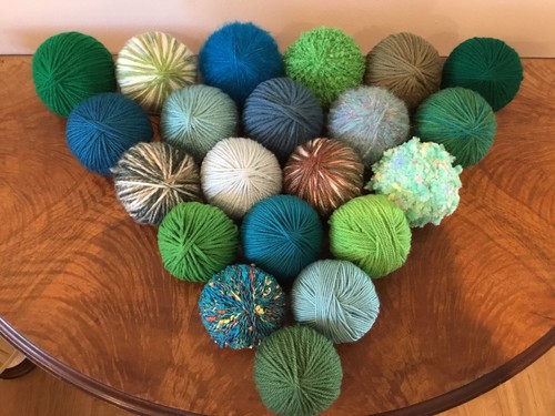 514g job lot - lot, balls