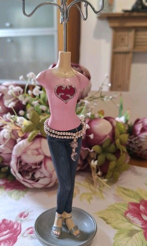 Super cute jewellery mannequin - cute,