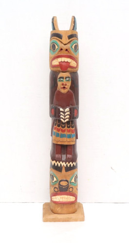 Vintage carved wood totem - 22",
