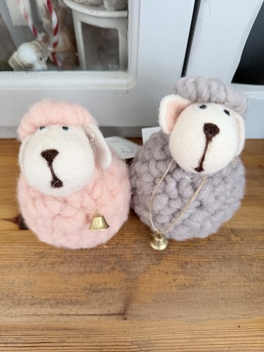 Two decorative sheep - two,