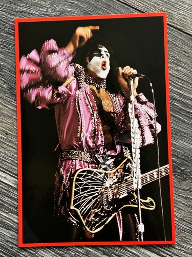 Kiss postcard dynasty - kiss,