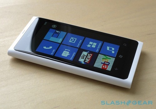 Nokia lumia 800 16gb white - -,