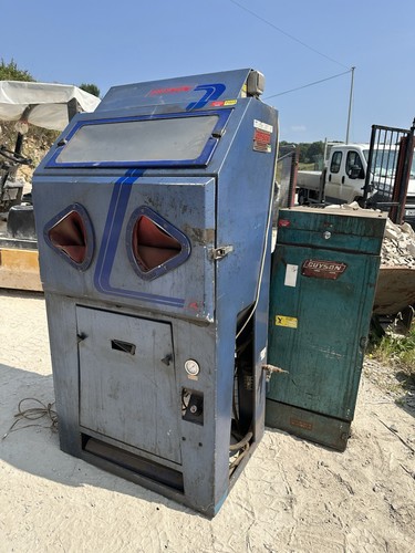 Guyson shot blasting cabinet - blasting,