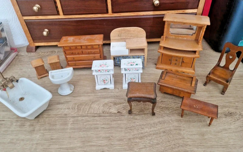 Bundle dollhouse furniture - bundle, of