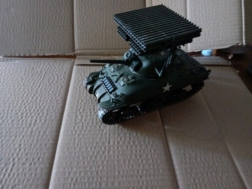 Built painted 32 - &,