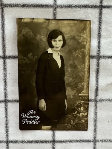 Vintage 1920s young woman - young,