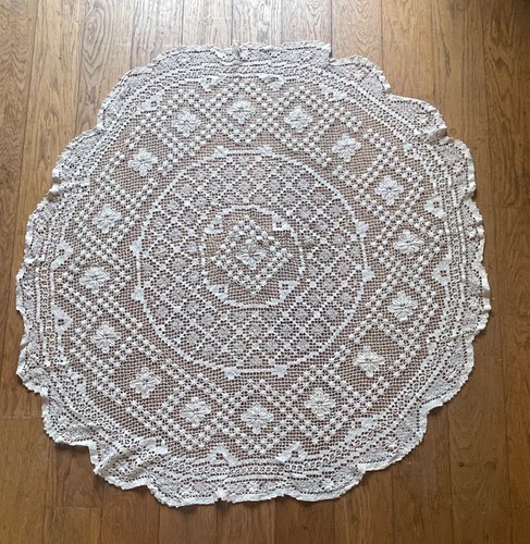 Vtg 1930s hand crochet lace - hand,