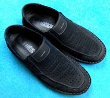 Arbitro ~ Men's Black Suede