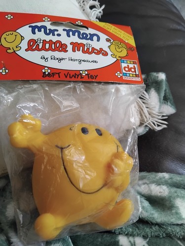 Vintage 1996 happy vinyl - vintage,