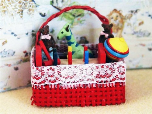 Dolls house basket - house, with