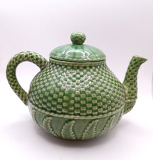 Bordallo Pinheiro Majolica Teapot Vintage Basket Weave Pattern Green Portugal