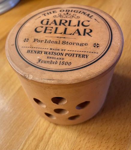 Garlic cellar henry watson - cellar,