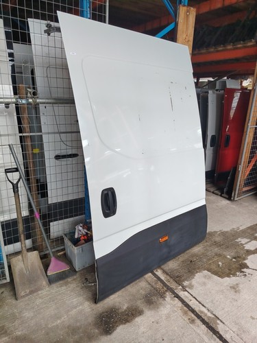 Iveco daily sliding door - door, left