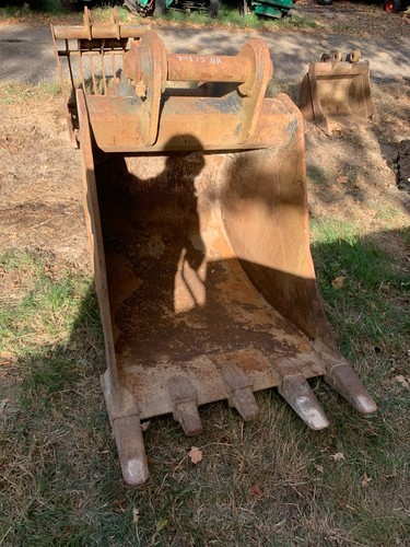 Jcb 90cm toothed excavator - jcb,