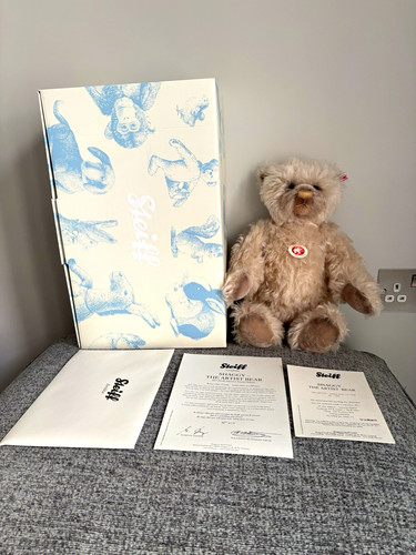 Steiff shaggy the artist bear - steiff,